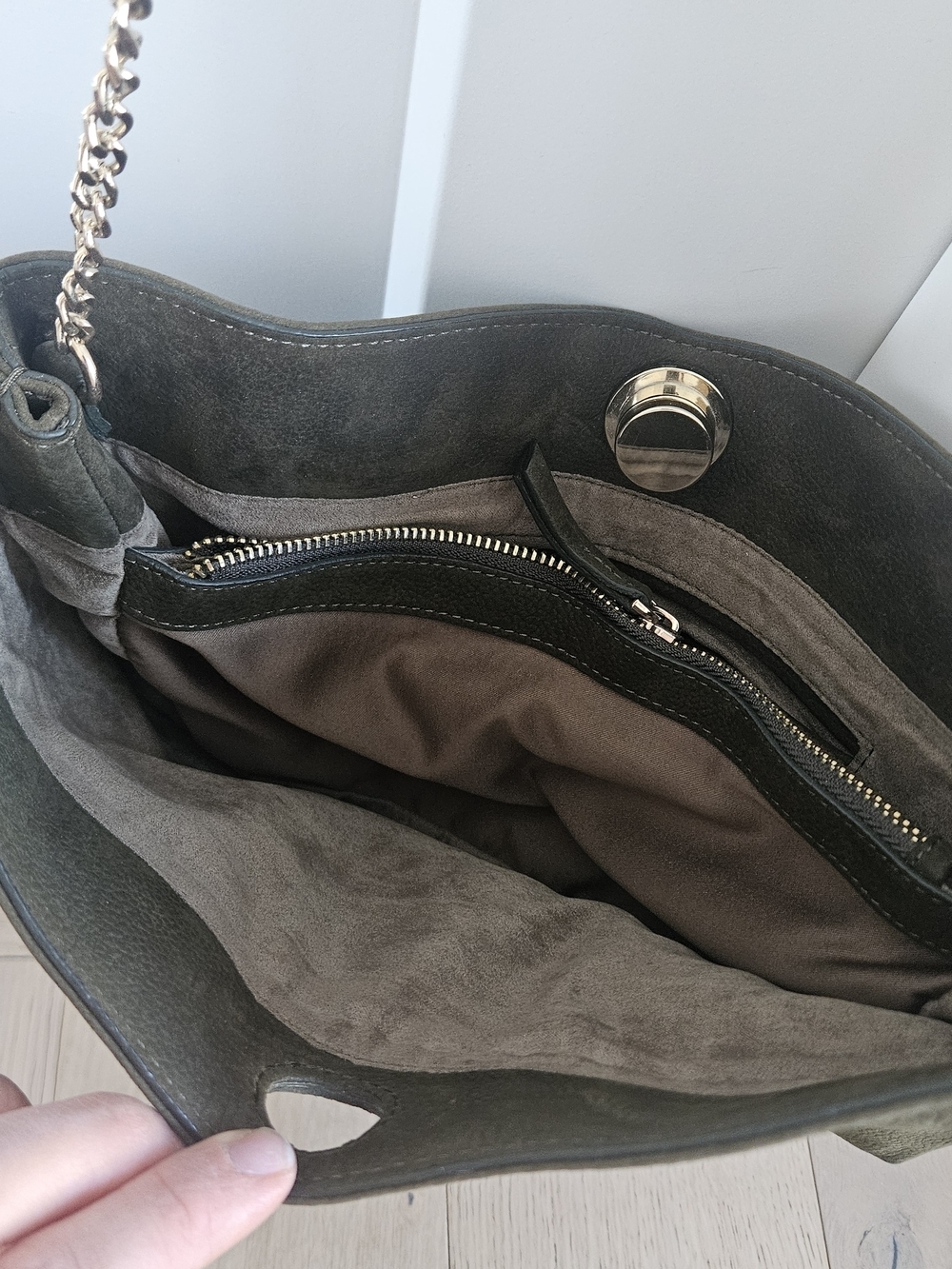 Zara Olive Suede Shoulder Bag with Gold Chain Strap 100% Cow Leather - Picture 6 of 9